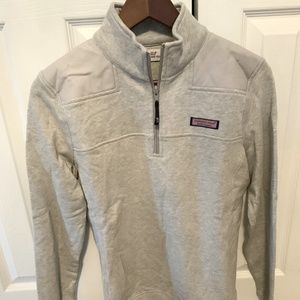 Women’s Vineyard Vines half-zip pullover- Small Light Gray
